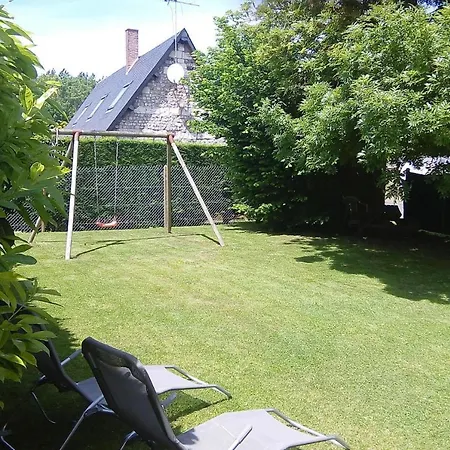 Semi-detached House, Tatil Evi *
